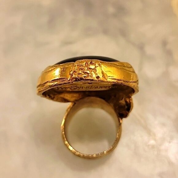 Yves Saint Laurent YSL Size 6 Arty Black RARE Cabochon Vintage 24KT Gold Ring - Picture 8 of 12